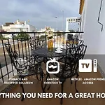 With Equipped Solarium Barbecue And Swimming Pool *
