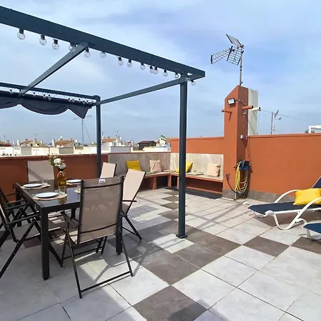 With Equipped Solarium Barbecue And Swimming Pool *