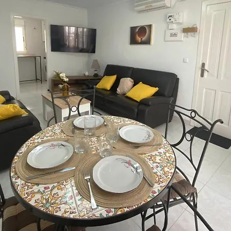 With Equipped Solarium Barbecue And Swimming Pool טורבייחה