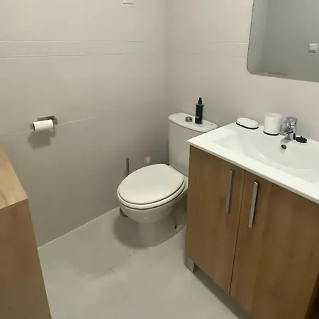 דירה With Equipped Solarium Barbecue And Swimming Pool *